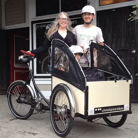 Elektrische bakfiets met kinderbak