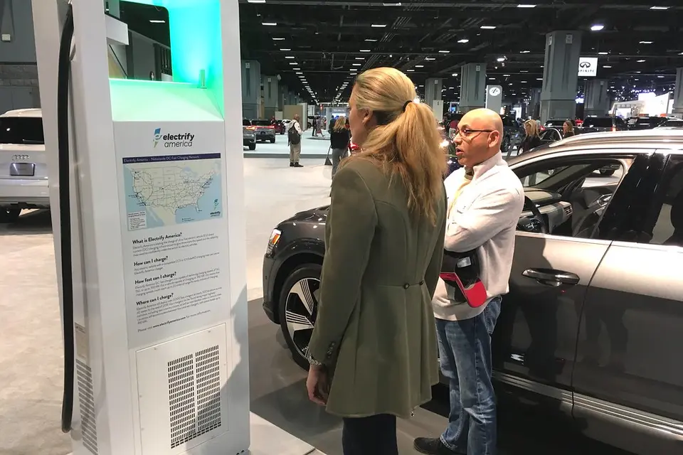 Snellaadstation voor elektrische auto's