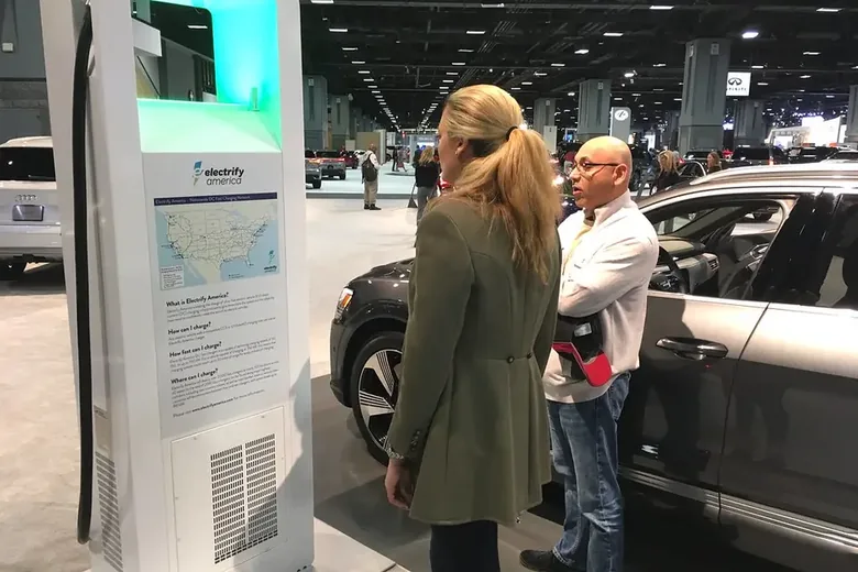 Snellaadstation voor elektrische auto's